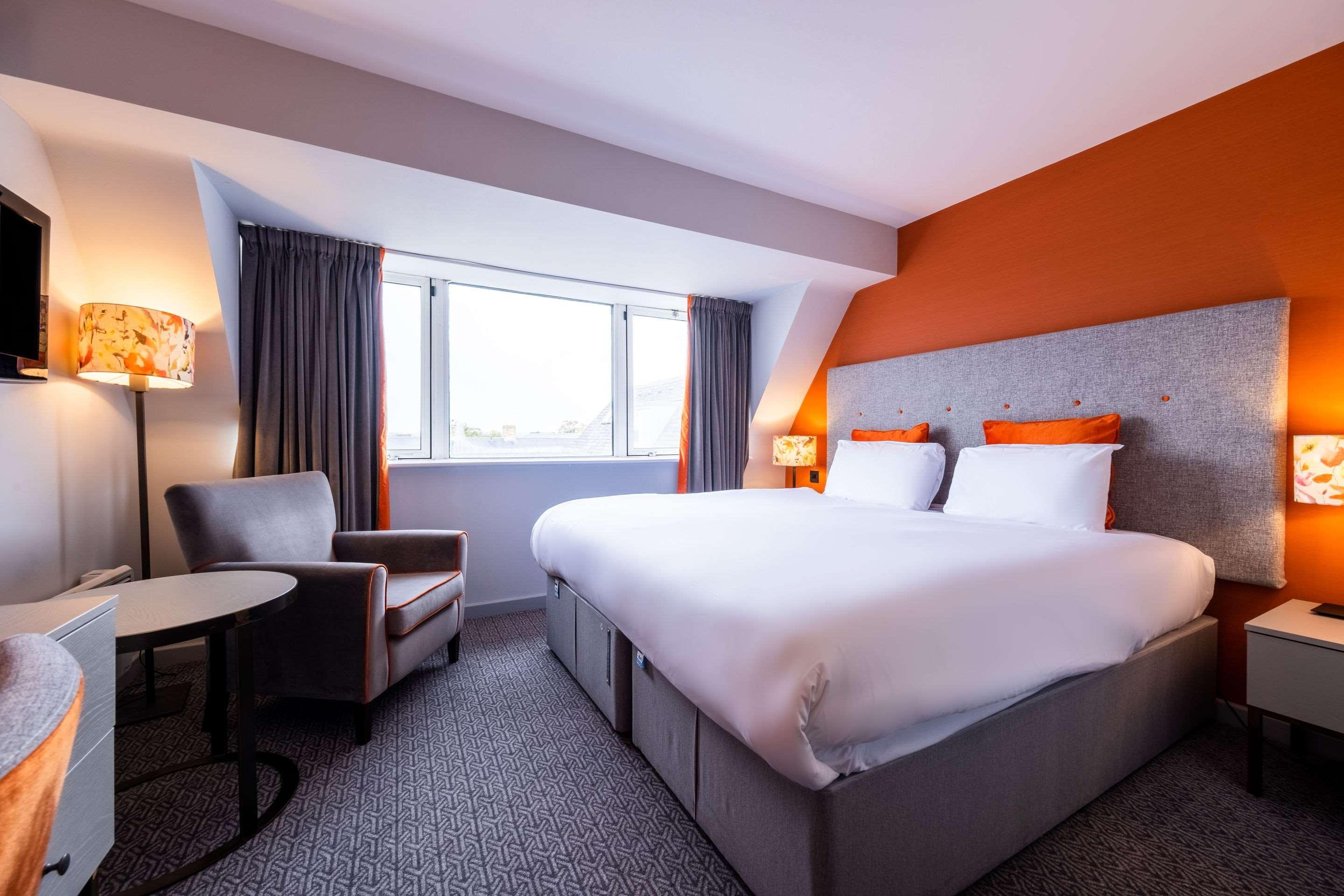 Cedar Court Hotel Харрогейт Экстерьер фото