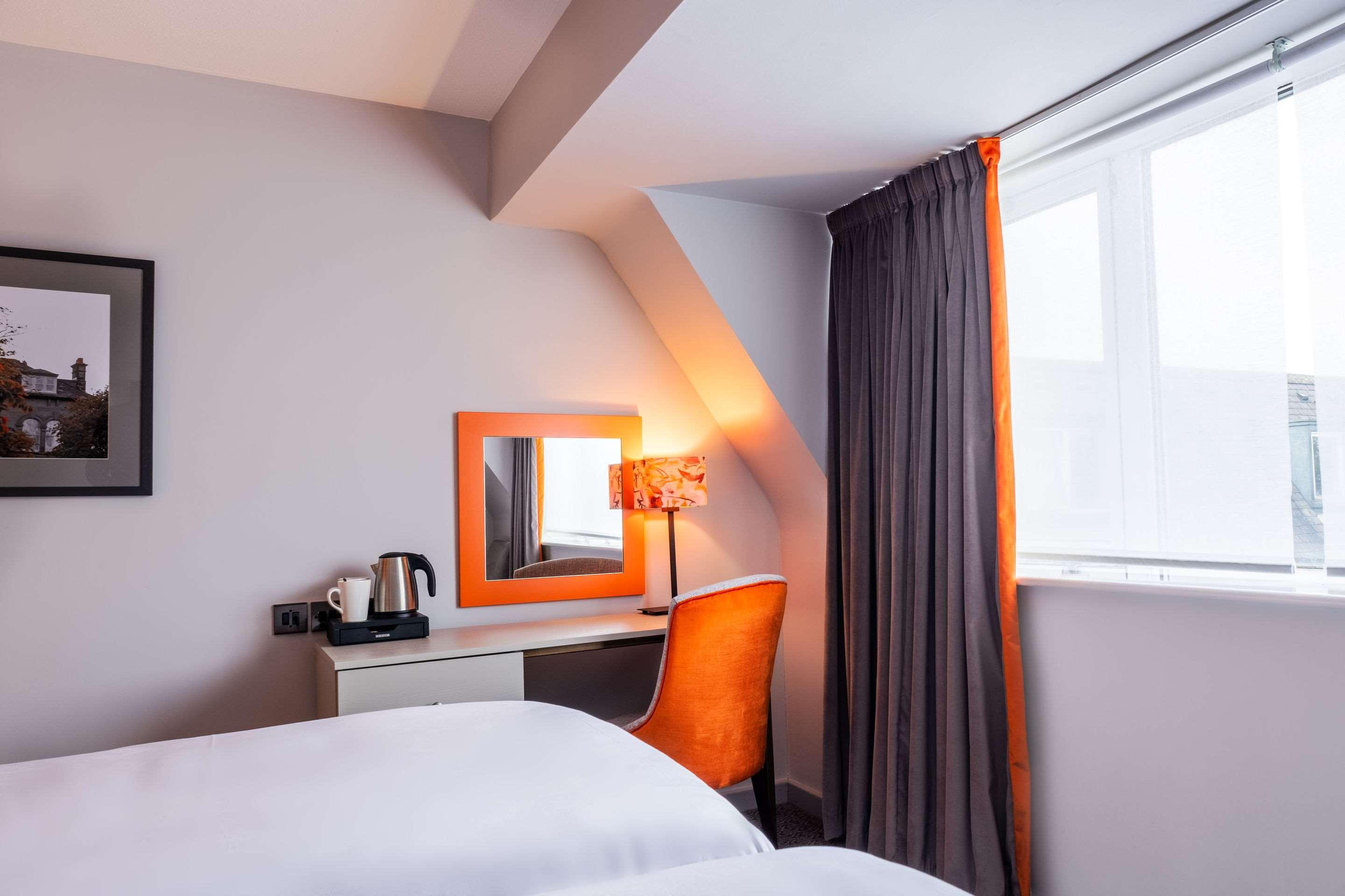 Cedar Court Hotel Харрогейт Экстерьер фото