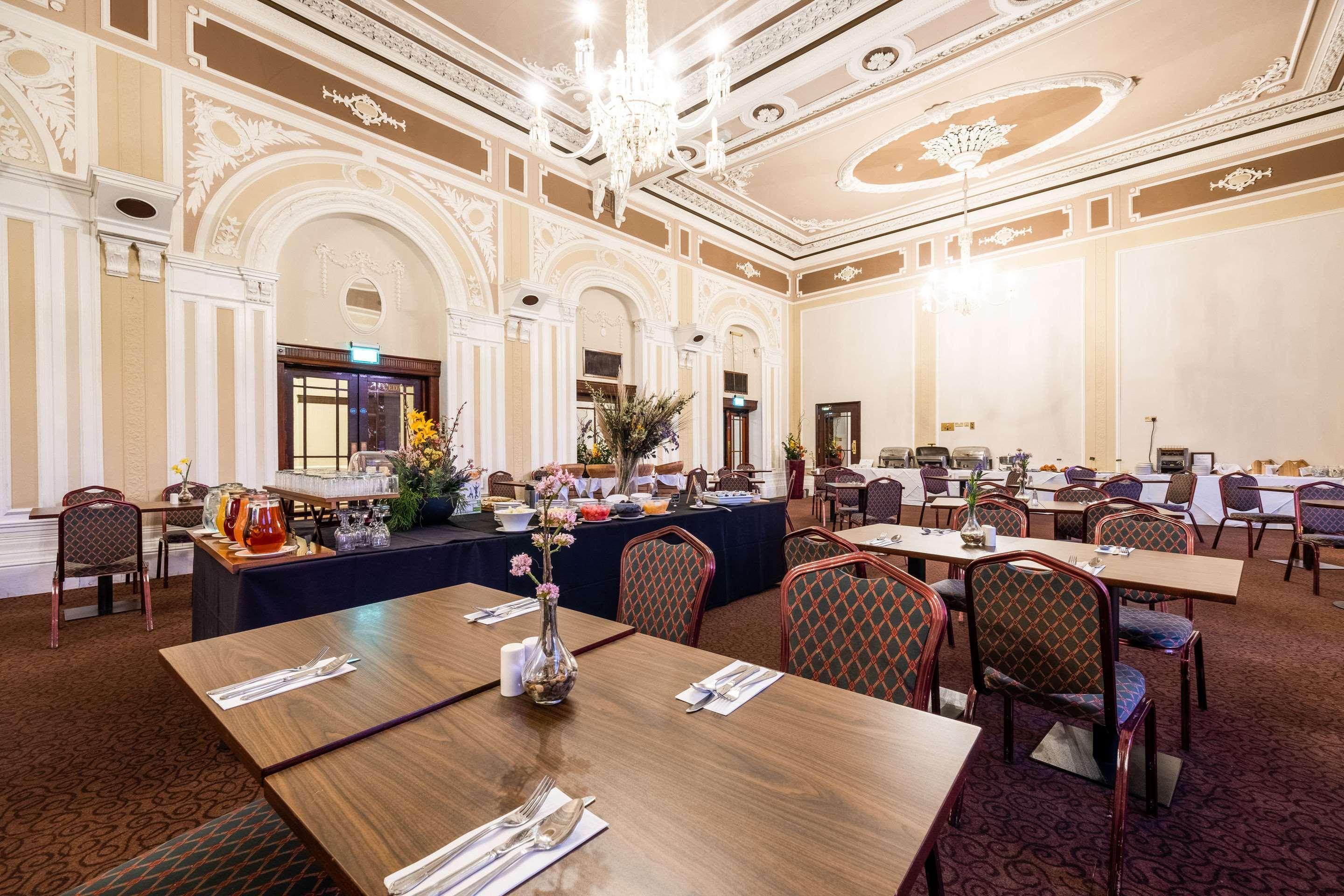Cedar Court Hotel Харрогейт Экстерьер фото