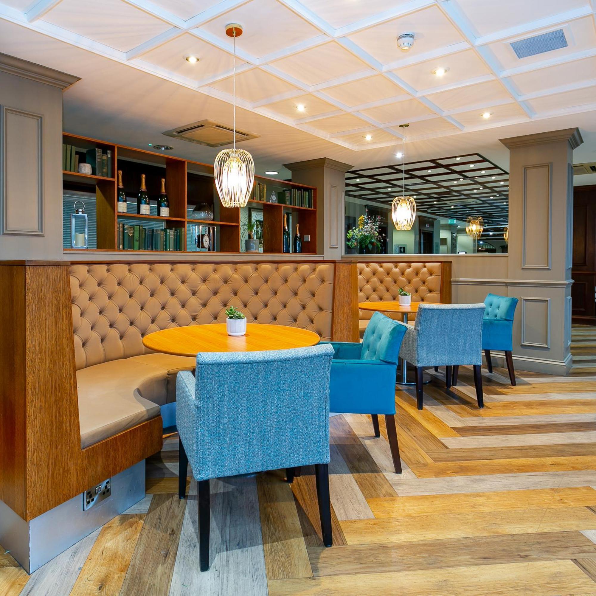 Cedar Court Hotel Харрогейт Экстерьер фото