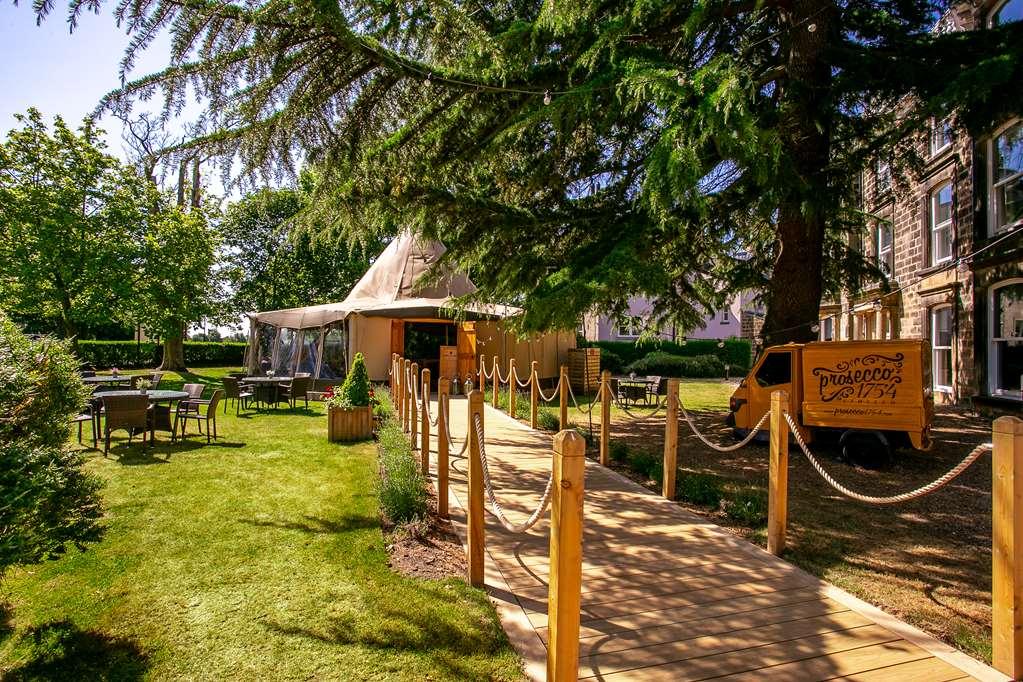 Cedar Court Hotel Харрогейт Экстерьер фото